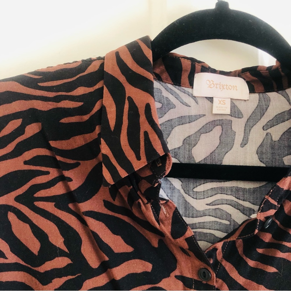 Zebra Print ButtonUp Blouse - Picture 6 of 8